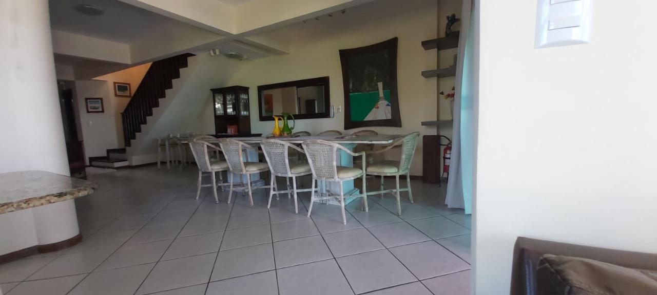 Olhos Verdes Guest House Bombinhas Buitenkant foto