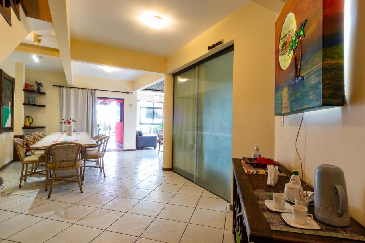 Olhos Verdes Guest House Bombinhas Buitenkant foto