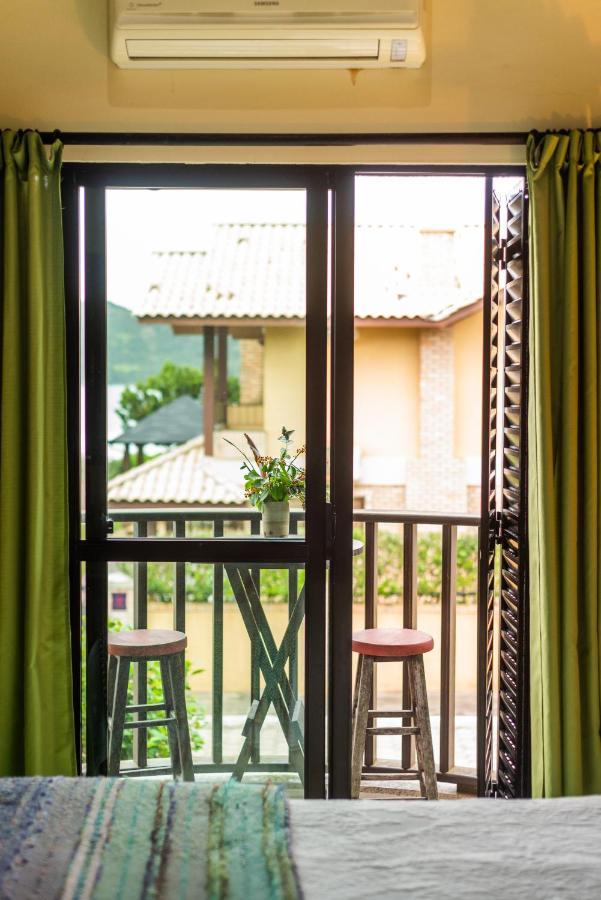 Olhos Verdes Guest House Bombinhas Buitenkant foto